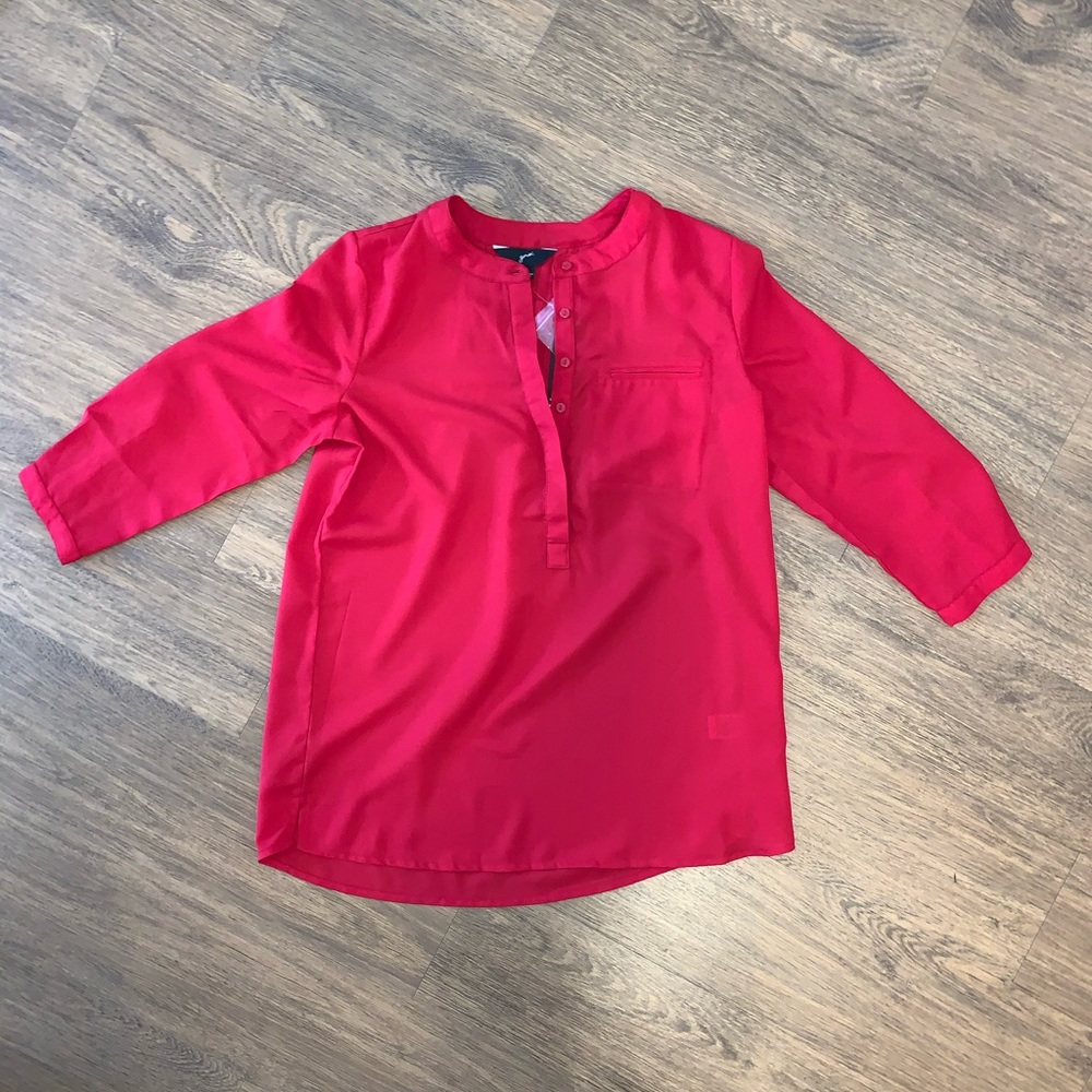 Red blouse 3/4 sleeve